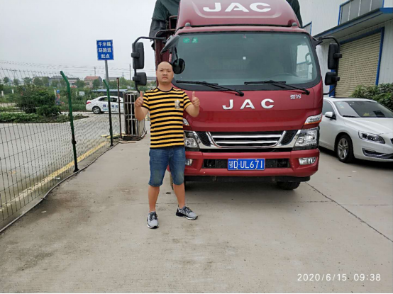 看卡哥運(yùn)輸致富經(jīng)  來(lái)江淮輕卡最美卡哥第四季享精彩不停412.png