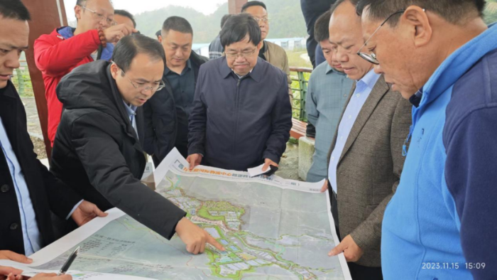 貴州省物流行業(yè)協(xié)會(huì)、貴州省外經(jīng)貿(mào)企業(yè)協(xié)會(huì)、貴州現(xiàn)代物流產(chǎn)業(yè)集團(tuán)赴廣西、云南開(kāi)展商貿(mào)物流專(zhuān)題調(diào)研674